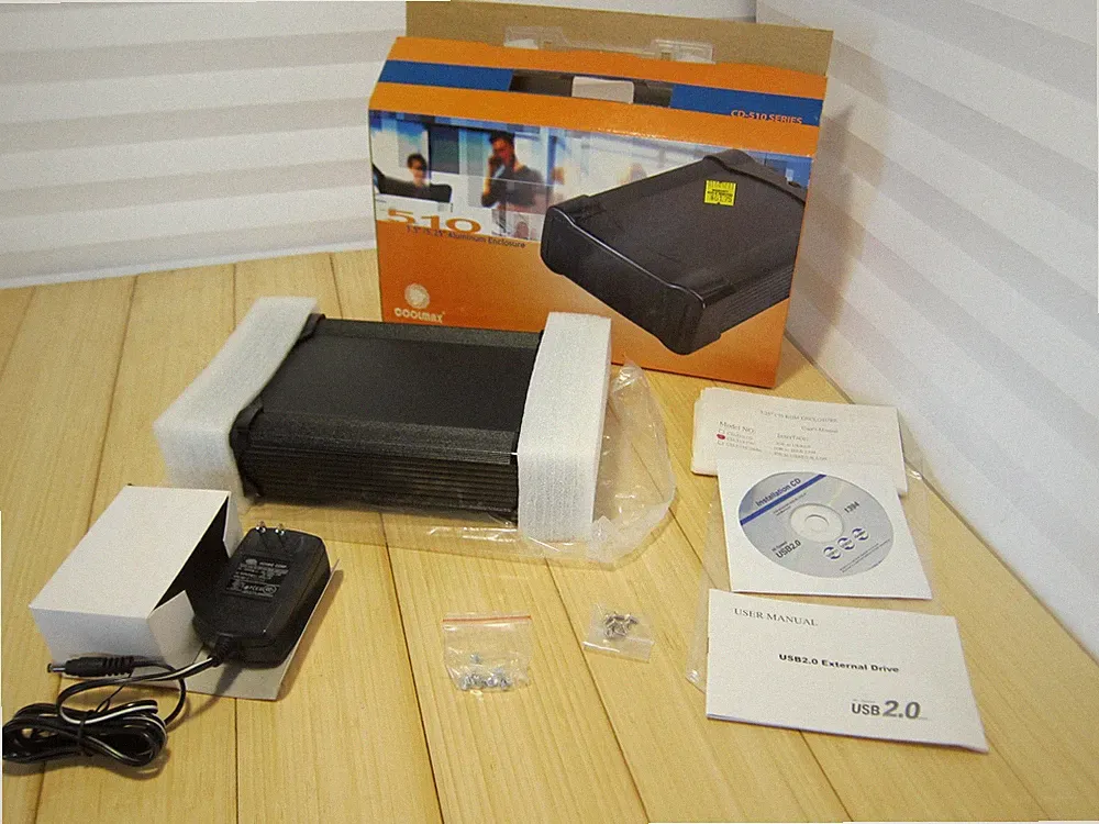 Coolmax 3.5in Firewire 400 1394 Aluminum External IDE Hard Drive Enclosure 2of2