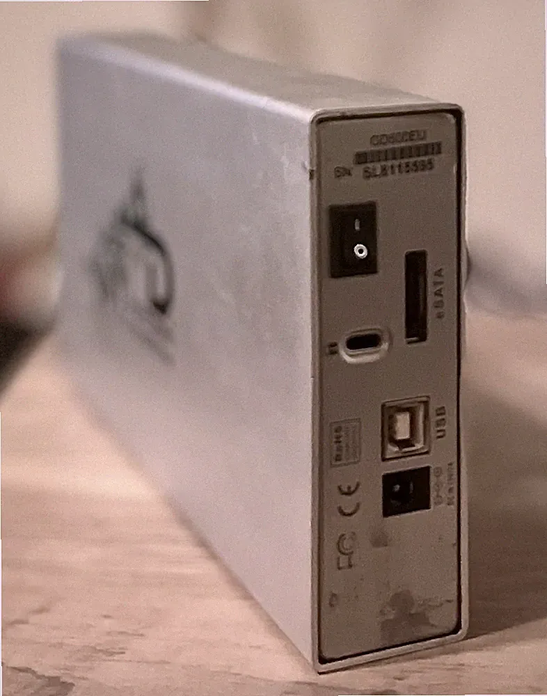 FANTOM Green Drive USB 2.0 FireWire 400 External Hard Disk Enclosure GD1000 6GB