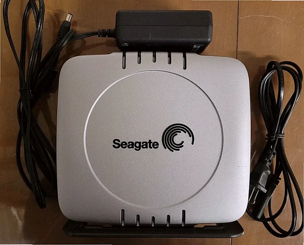 Seagate Pushbutton Backup 750GB Hard Drive