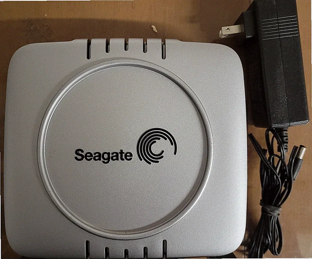 Seagate Pushbutton Backup 750GB Hard Drive - FIREWIRE ONLY