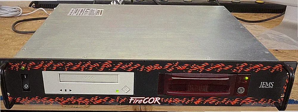 FireWire 400 hard drive enclosure